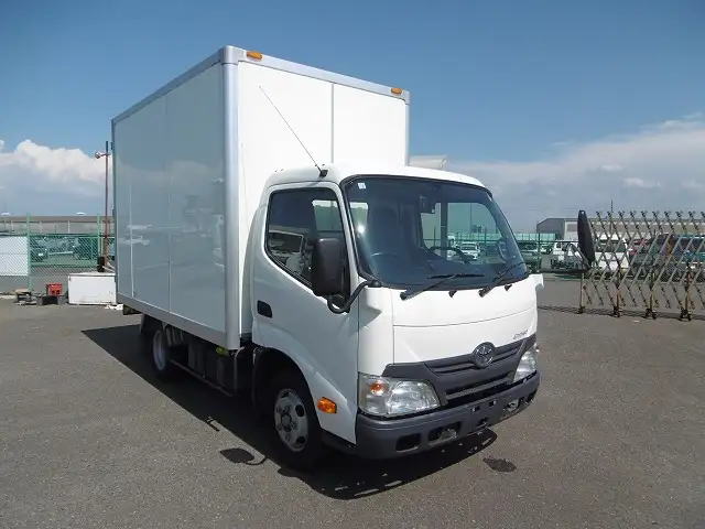 トヨタ ダイナ 小型 アルミバン TKG-XZU605 H26の中古トラック画像3