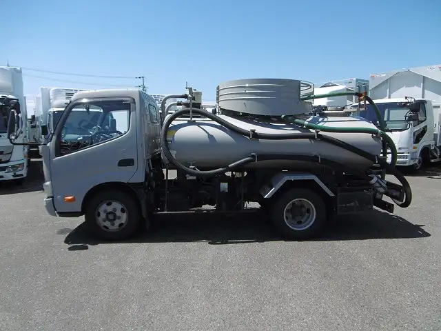 日野 デュトロ 小型 タンク車 バキューム TKG-XZU600Eの中古トラック画像8