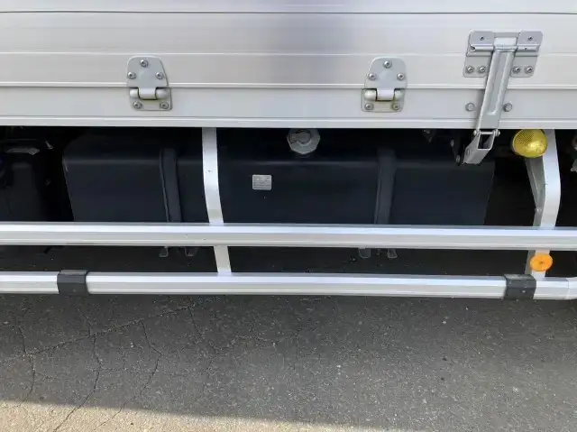 いすゞ フォワード 中型/増トン ウイング ベッド 2RG-FRR90S2の中古トラック画像14