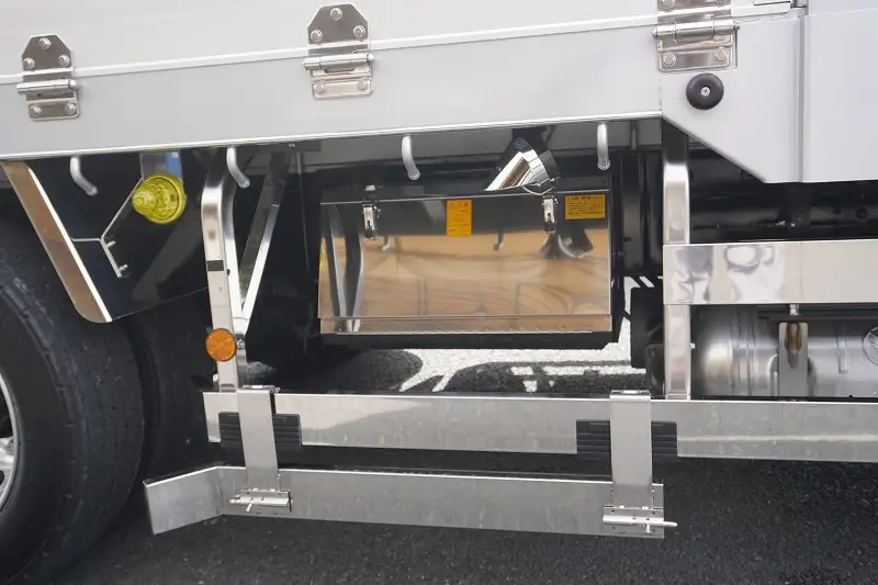 三菱 ファイター 中型/増トン 車両重機運搬 セルフローダー 2DG 三菱 ファイター 中型/増トン 車両重機運搬 セルフローダー 2DG