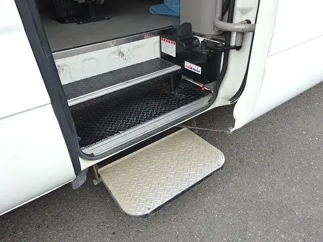 トヨタ コースター 小型 バス マイクロバス BDG-XZB50の中古トラック画像6