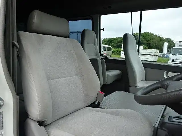 トヨタ コースター 小型 バス マイクロバス BDG-XZB50の中古トラック画像12