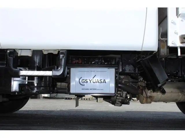 日産 アトラス 小型 平ボディ Wキャブ の中古トラック画像15