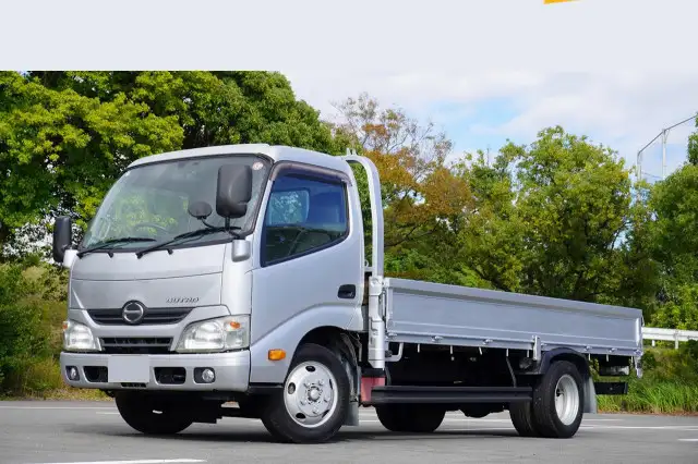 日野 デュトロ 小型 平ボディ TKG-XZU650M H26の中古トラック画像1