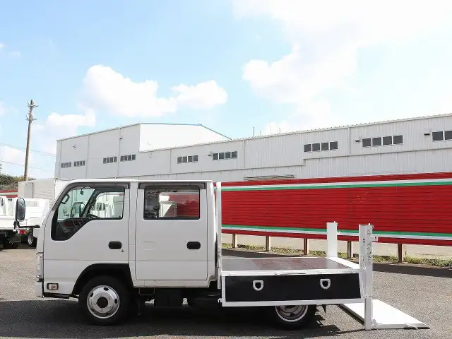 いすゞ エルフ 小型 平ボディ Wキャブ パワーゲートの中古トラック画像6