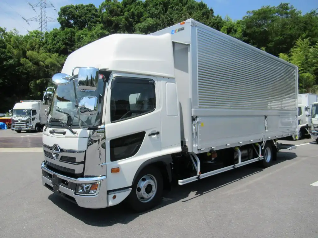 日野 レンジャー 中型/増トン ウイング パワーゲート エアサスの中古トラック画像1