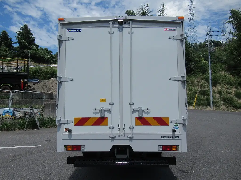 三菱 キャンター 小型 ウイング 2PG-FEB80 R6の中古トラック画像4