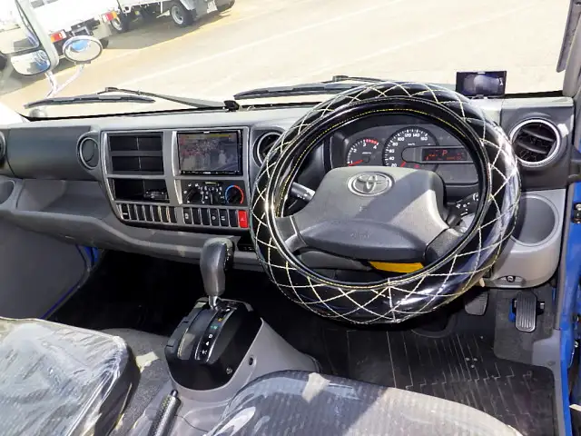 トヨタ トヨエース 小型 平ボディ TKG-XZU710 H28の中古トラック画像11