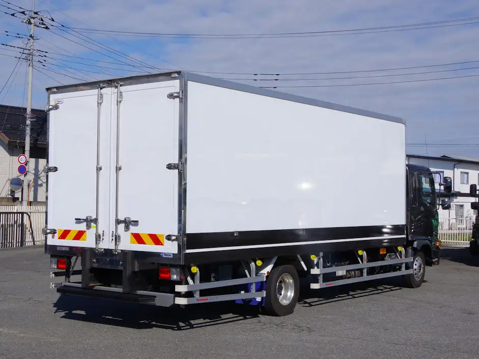 日野 レンジャー 中型/増トン 冷凍冷蔵 低温 床アルミの中古トラック画像3