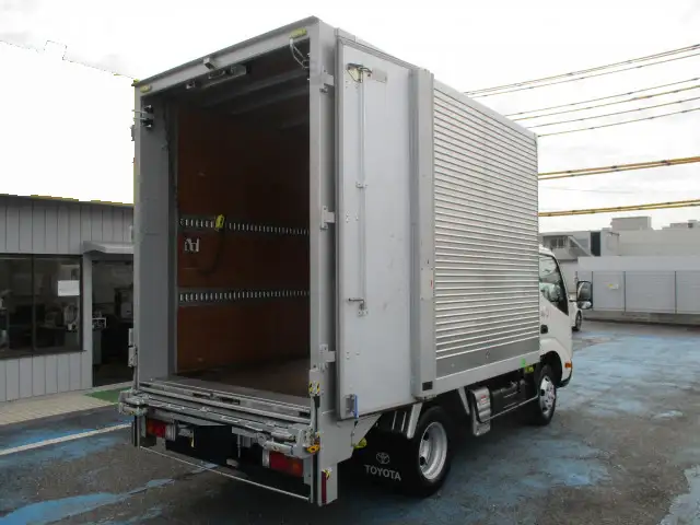 トヨタ ダイナ 小型 アルミバン サイドドア 2RG-XZU605の中古トラック画像5