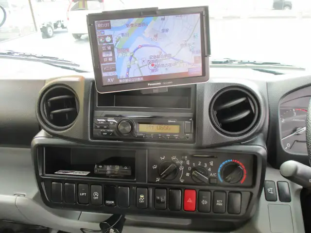 トヨタ ダイナ 小型 アルミバン サイドドア 2RG-XZU605の中古トラック画像15