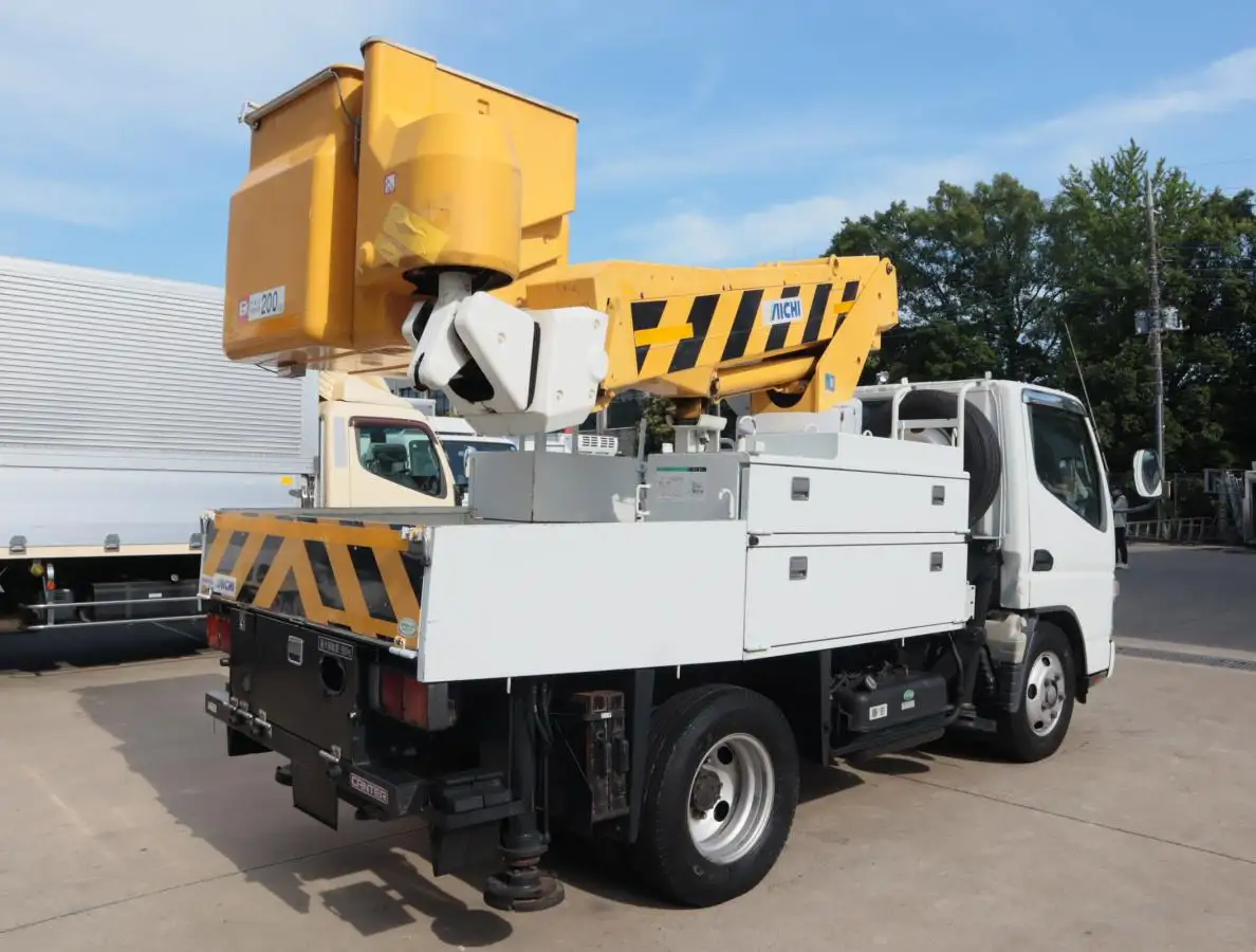 三菱 キャンター 小型 高所・建柱車 高所作業車 電工仕様の中古トラック画像2