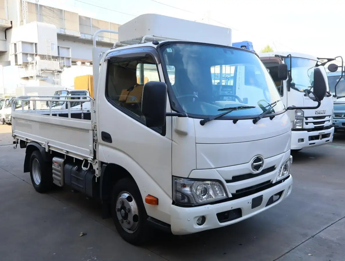 日野 デュトロ 小型 平ボディ 床鉄板 2RG-XZC605Mの中古トラック画像2