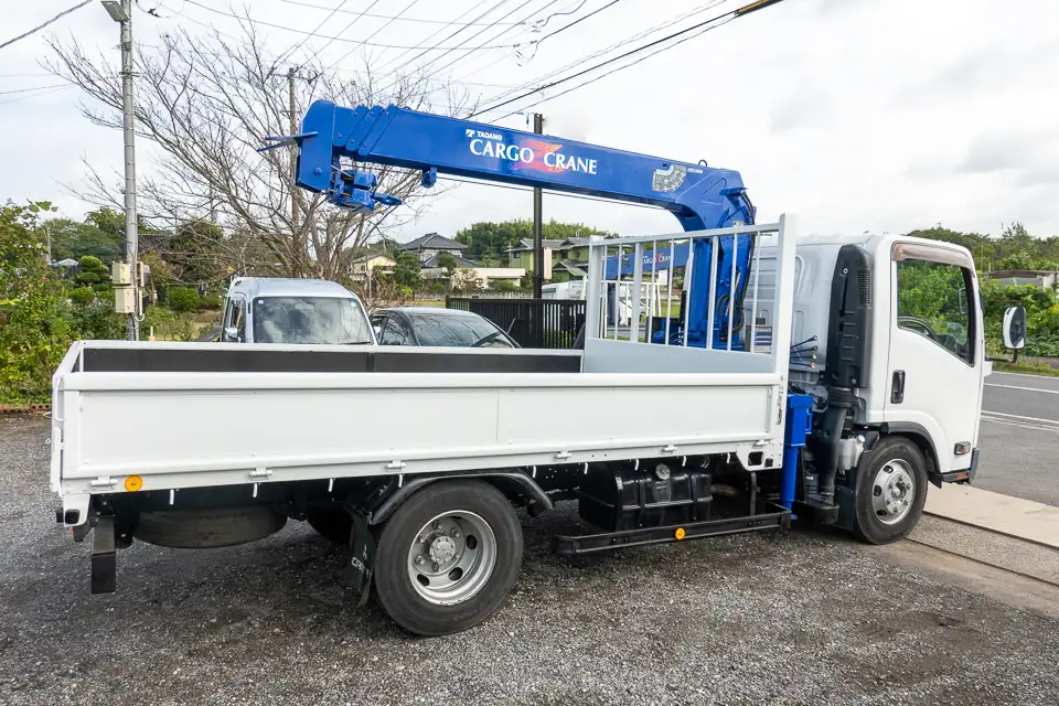 いすゞ エルフ 小型 クレーン付 4段 ラジコンの中古トラック画像2