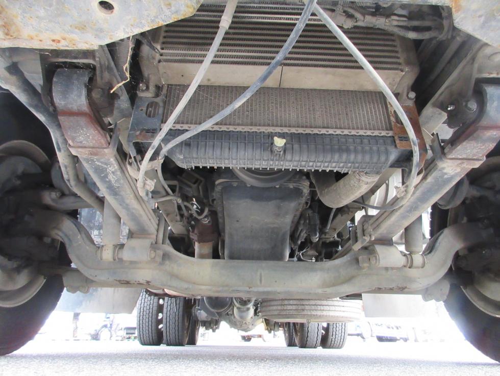 センターパイプ ニッサン コンドル BKR85AD 20030-89T3A｜車用品