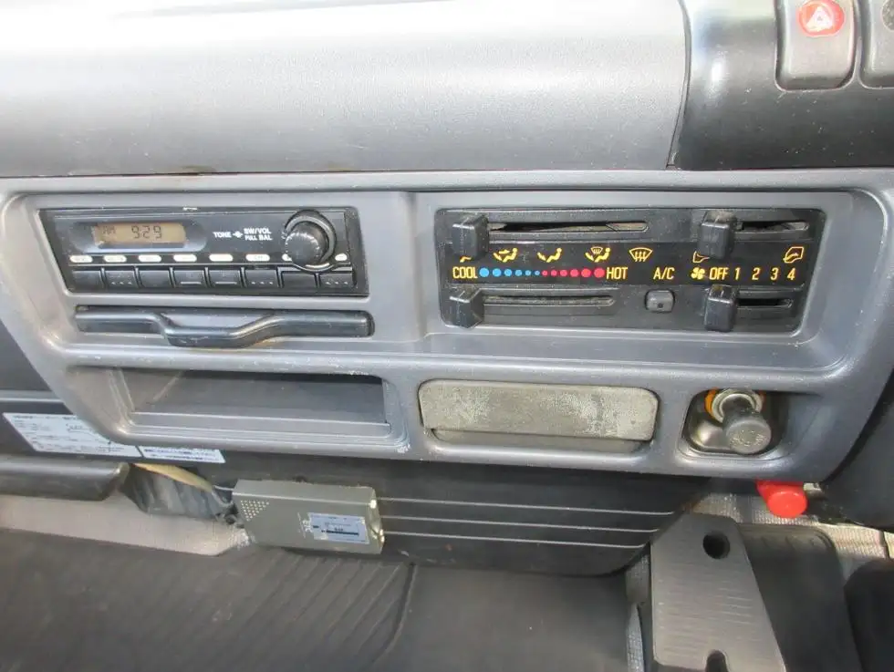 日産 アトラス 小型 平ボディ PB-AKR81AR H17の中古トラック画像9