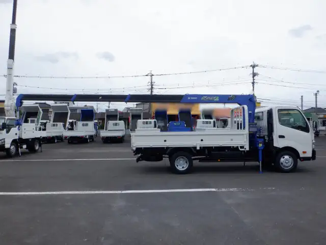 トヨタ ダイナ 小型 クレーン付 4段 ラジコンの中古トラック画像3