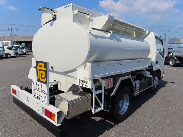 日野 デュトロ 小型 タンク車 ローリー 2RG-XZU600Eの中古トラック画像2