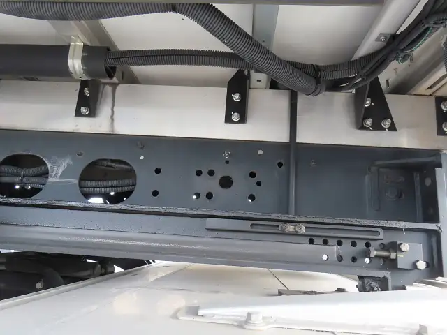 三菱 ファイター 中型/増トン ウイング パワーゲート エアサスの中古トラック画像13