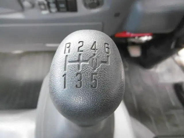 いすゞ エルフ 小型 平ボディ 床鉄板 TPG-NPR85ARの中古トラック画像12
