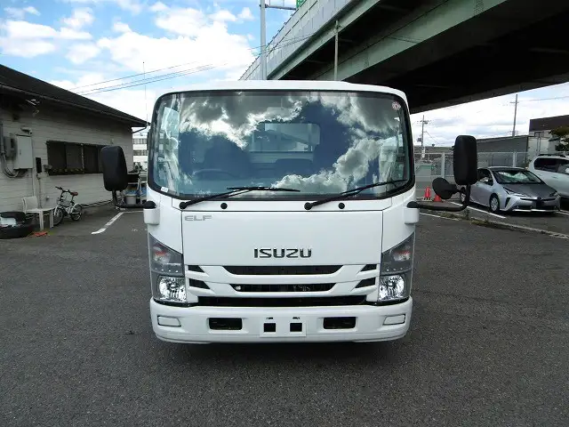 いすゞ エルフ 小型 平ボディ 床鉄板 TPG-NPR85ARの中古トラック画像4