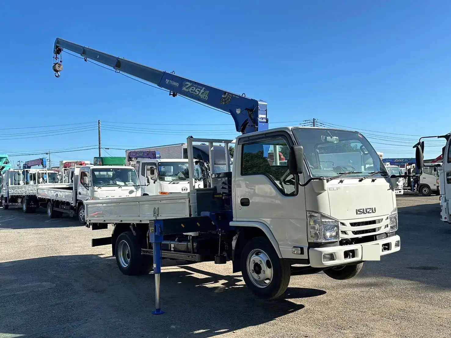 いすゞ エルフ 小型 クレーン付 4段 ラジコンの中古トラック画像2