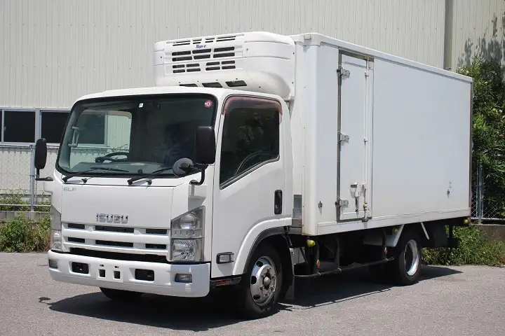 いすゞ エルフ 小型 冷凍冷蔵 低温 スタンバイ の中古トラック【車両No.175079】