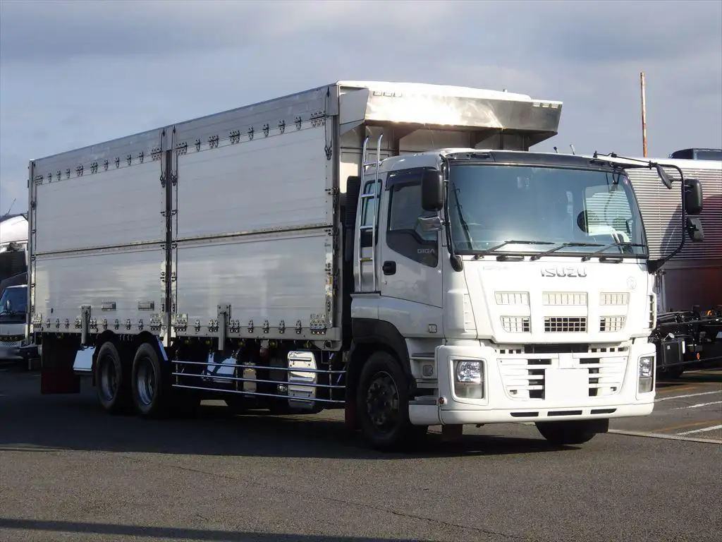 いすゞ ギガ 大型 特殊車両 QKG-CYL77A H26の中古トラック画像2