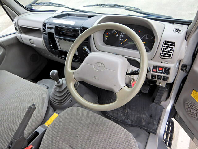 トヨタ ダイナ 小型 アルミバン VF-XKU304H H18|画像9