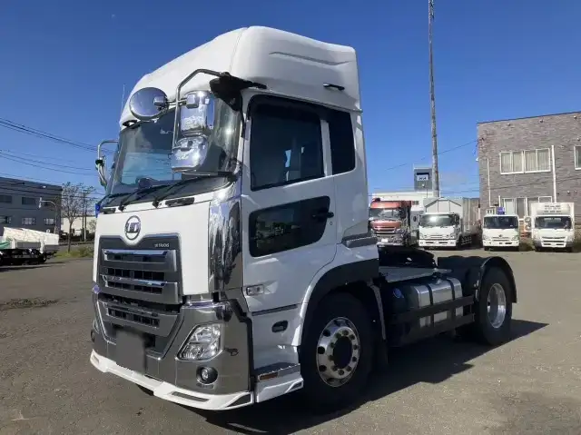 日産UD クオン 大型 トラクター ハイルーフ 1デフの中古トラック画像1