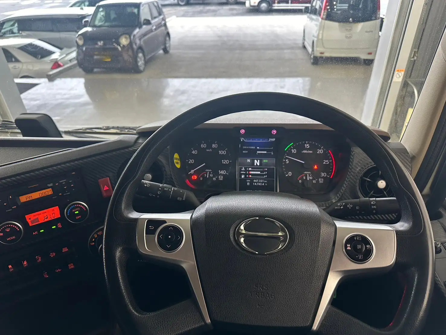 日野 プロフィア 大型 ウイング ハイルーフ ベッドの中古トラック画像13