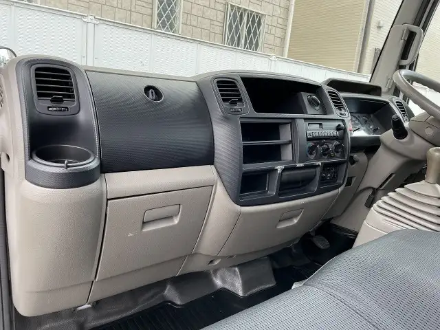 日産 アトラス 小型 平ボディ 床鉄板 SDG-SZ5F24の中古トラック画像13