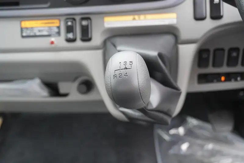 三菱 キャンター 小型 クレーン付 4段 ラジコンの中古トラック画像14