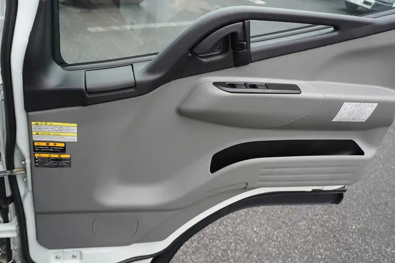 三菱 キャンター 小型 車両重機運搬 ラジコン ウインチの中古トラック画像12