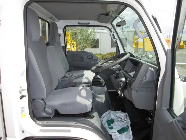 いすゞ エルフ 小型 平ボディ TPG-NKS85AN H28の中古トラック画像12