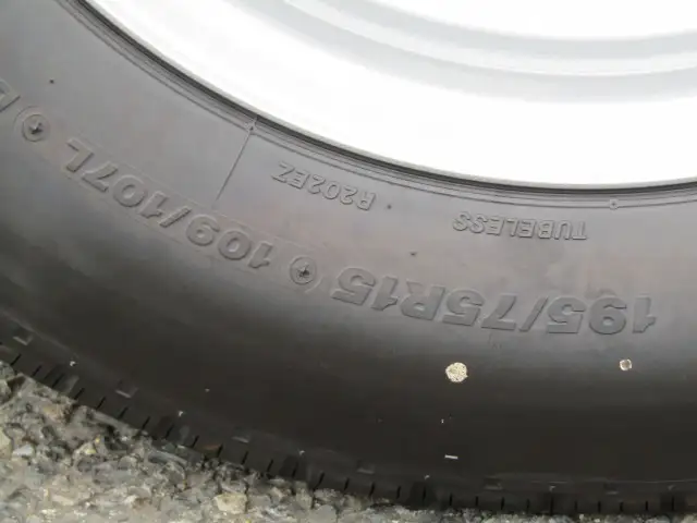 三菱 キャンター 小型 平ボディ Wキャブ 2RG-FBA20の中古トラック画像20
