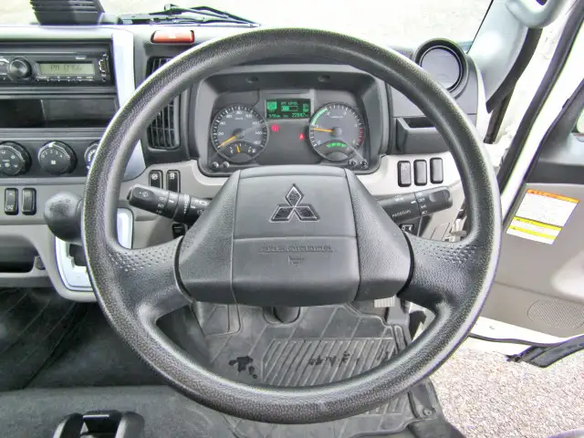 三菱 キャンター 小型 平ボディ 2RG-FBA20 R2の中古トラック画像9