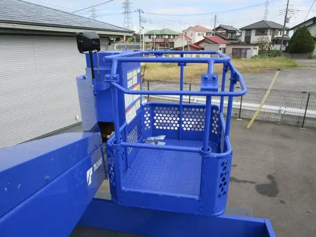 いすゞ エルフ 小型 高所・建柱車 高所作業車 の中古トラック画像9