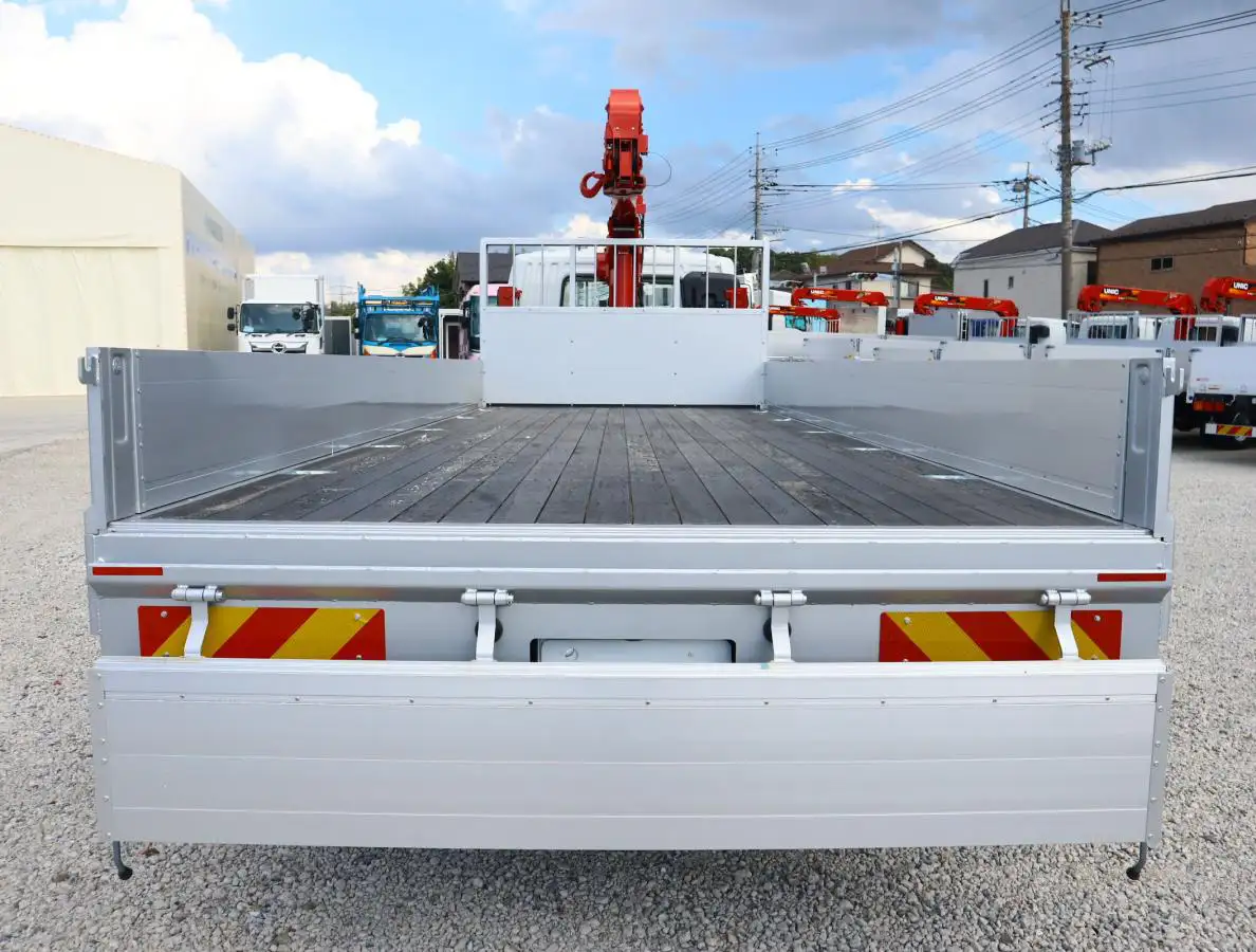 三菱 ファイター 中型/増トン 車両重機運搬 4段クレーン ラジコンの中古トラック画像4