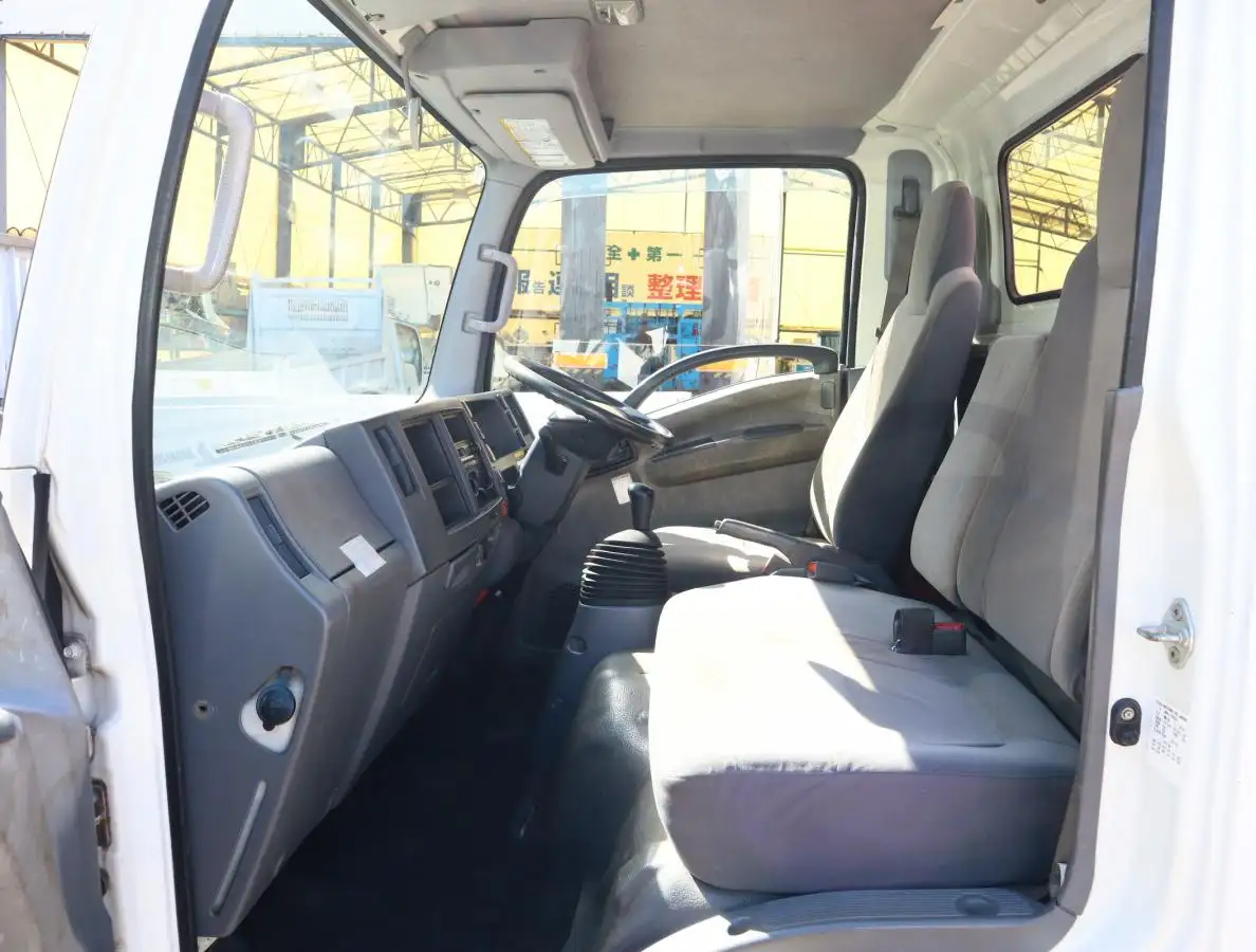 日産 アトラス 小型 クレーン付 4段 ラジコンの中古トラック画像像17