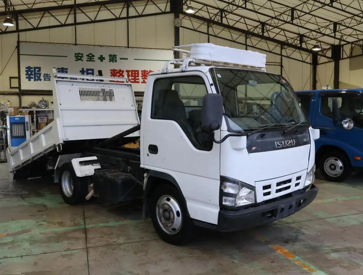 いすゞ エルフ 小型 車両重機運搬 PB-NKR81AN H18の中古トラック画像2