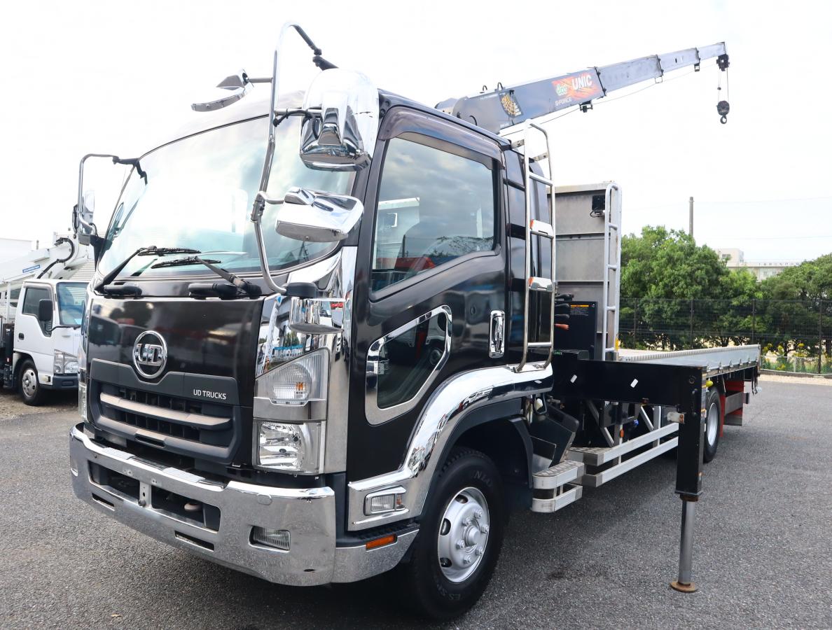 いすゞ エルフ 小型 パッカー車 巻き込み式 回転ダンプ式 の中古トラック【車両No.122607】