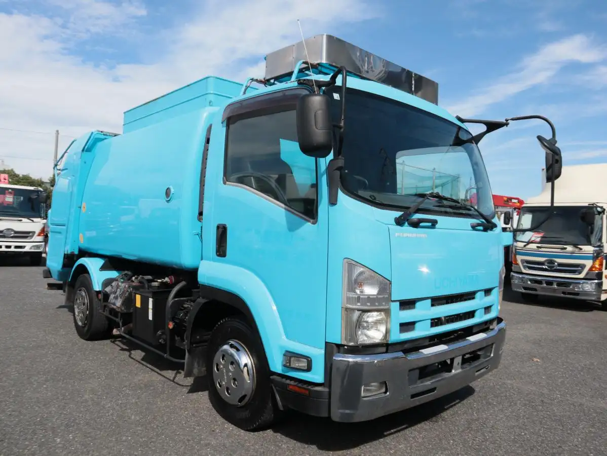 いすゞ フォワード 中型/増トン パッカー車 巻き込み式 SKG-FRR90S2の中古トラック画像2