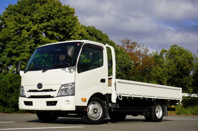 日産 アトラス 小型 平ボディ TC-SH4F23 H16 の中古トラック【車両No.118557】