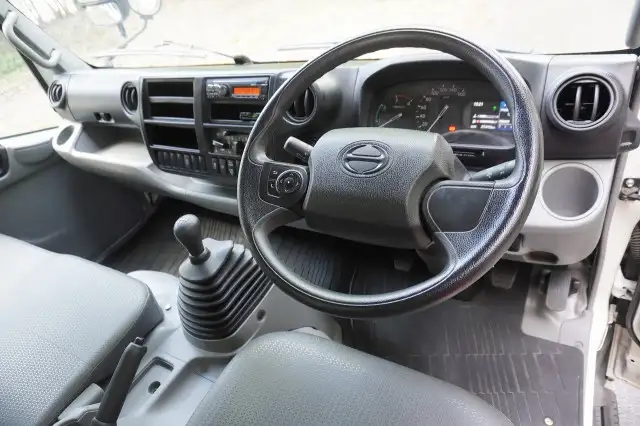 日野 デュトロ 小型 平ボディ 2RG-XZU710M R2の中古トラック画像13