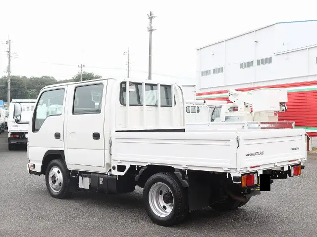 日産 アトラス 小型 平ボディ Wキャブ 床鉄板の中古トラック画像5