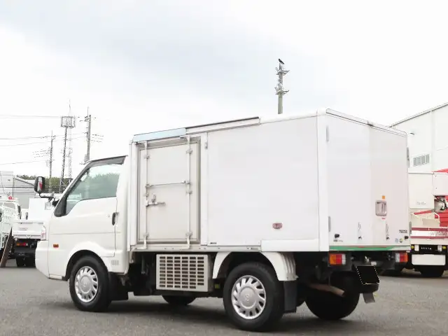 マツダ ボンゴ 小型 冷凍冷蔵 低温 2室の中古トラック画像4