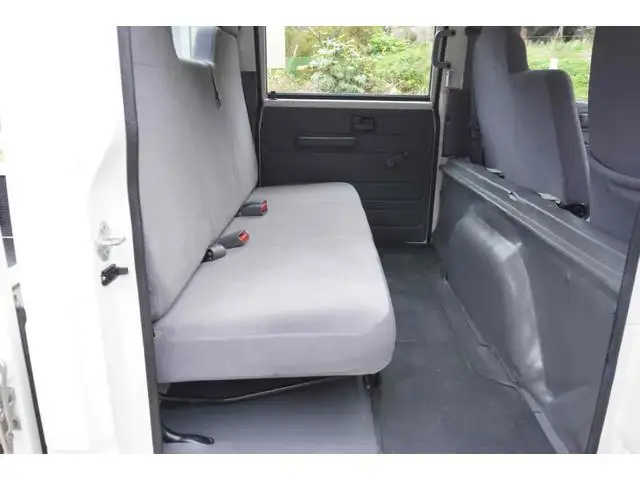 マツダ タイタン 小型 平ボディ Wキャブ の中古トラック画像12