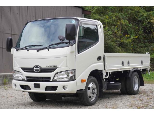 日野 デュトロ 小型 平ボディ 10尺