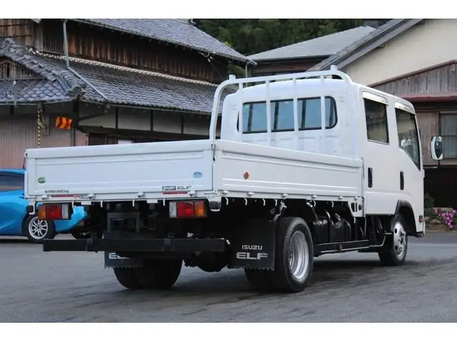 いすゞ エルフ 小型 平ボディ Wキャブ の中古トラック画像2